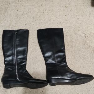 Elegant Black Women's Winter Boots